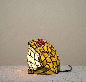 A Big Fat Frog Stained Glass Handcrafted Night Light Table Desk Lamp. Cute!!!