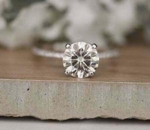 Bestseller 1.50 Ct Round 7.00 mm Diamond Engagement Silver Ring VVS1/D