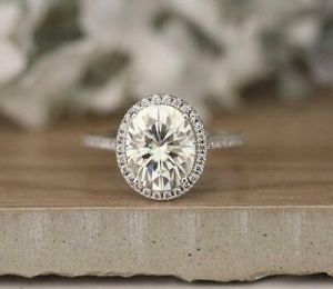 Bestseller 3.00 ct Oval 10x8 mm Diamond Engagement Ring Silver Ring VVS1/D